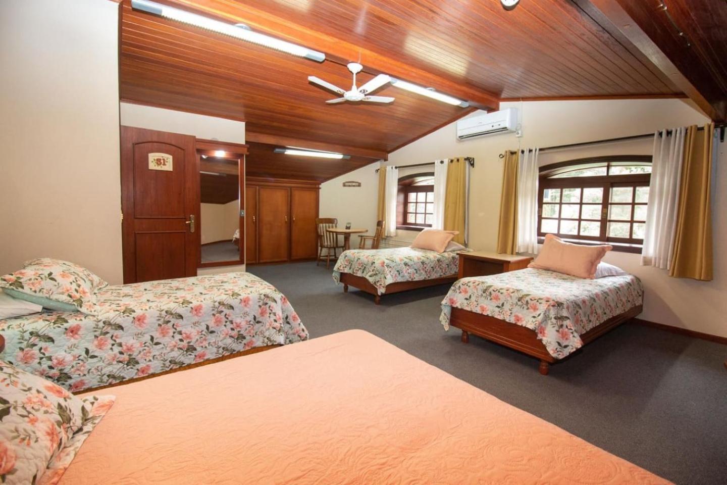 Hotel Pousada Do Bosque 卡内拉 外观 照片